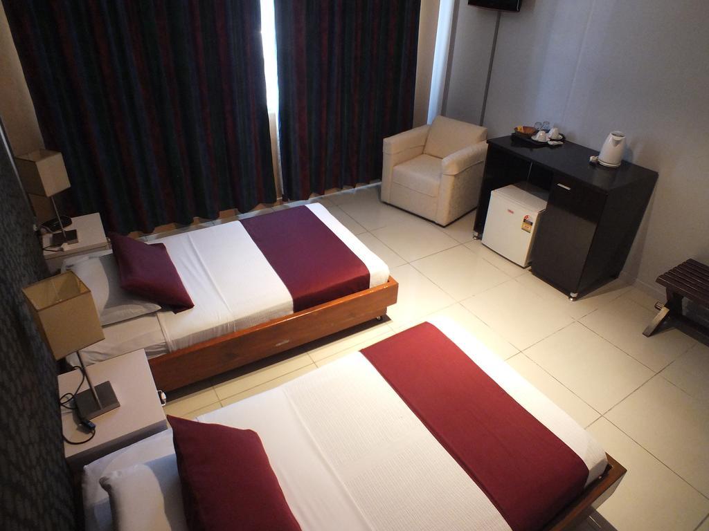 Hotel Olympic Port Vila Exteriör bild