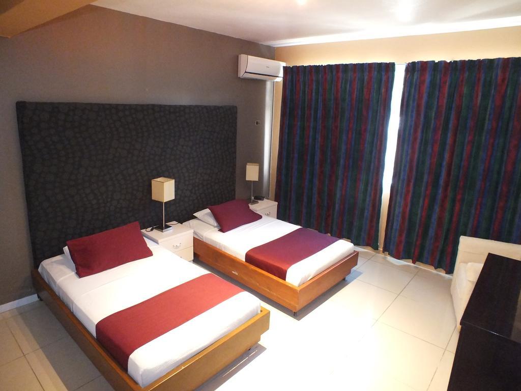 Hotel Olympic Port Vila Exteriör bild