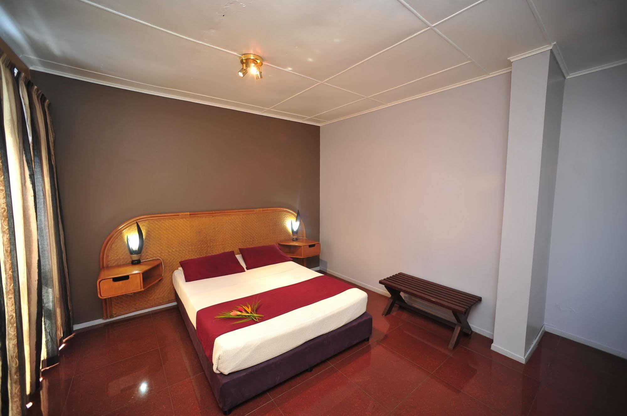 Hotel Olympic Port Vila Exteriör bild